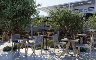 Golden Milos Beach House by Domotel