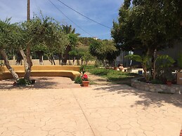 Vlycha Beach Studios & Apartments