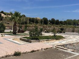 Vlycha Beach Studios & Apartments