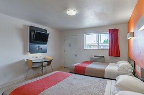 Motel 6 Riverton, WY