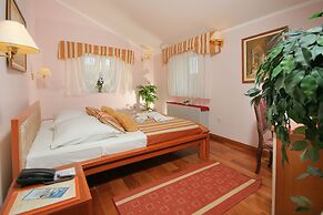 Hotel-restaurant Trogir