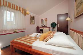 Hotel-restaurant Trogir