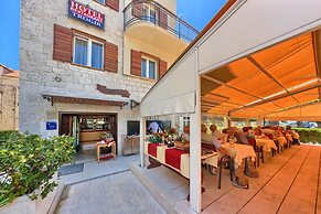 Hotel-restaurant Trogir