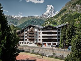 National Zermatt – Matterhorn Views, Sunnegga Gateway & SPA