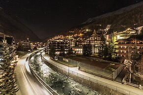 National Zermatt – Matterhorn Views, Sunnegga Gateway & SPA