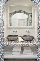 Merovigliosso Apartments