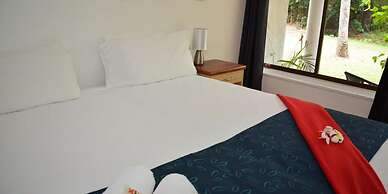 Base Airlie Beach Resort - Hostel