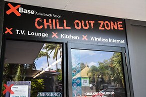 Base Airlie Beach Resort - Hostel