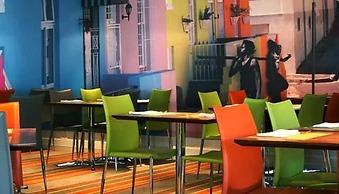 Garden Court Nelson Mandela Boulevard