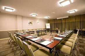 Garden Court Nelson Mandela Boulevard