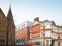 ibis Belfast Queens Quarter