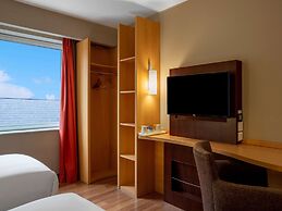 ibis Belfast Queens Quarter