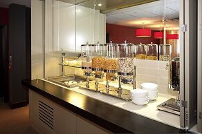 ibis Belfast Queens Quarter