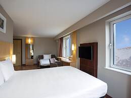 ibis Belfast Queens Quarter
