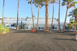 Arena Dorada - Apartments