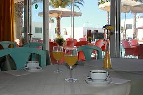 Arena Dorada - Apartments