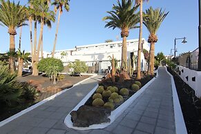 Arena Dorada - Apartments