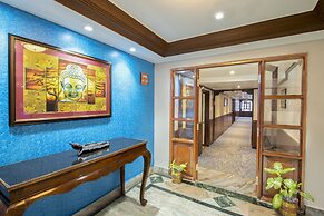 Hotel Nirvana Luxury International