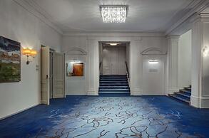 Hotel Kings Court