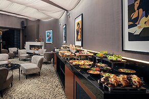Hotel Kings Court