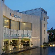 Fortune Sector 27, Noida - Member ITC Hotels' Group