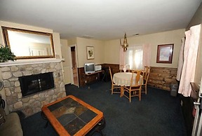 Saddleback Inn