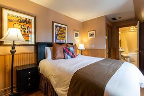 Saddleback Inn