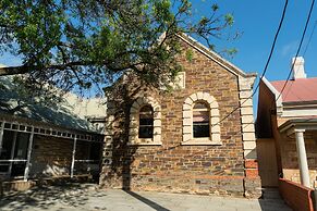 Adelaide Heritage Cottages & Apartments