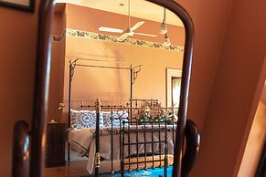 Adelaide Heritage Cottages & Apartments