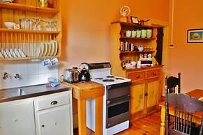 Adelaide Heritage Cottages & Apartments