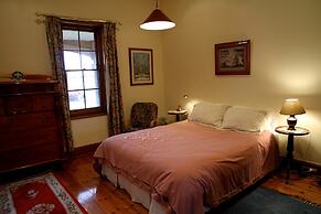 Adelaide Heritage Cottages & Apartments