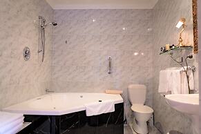 Adelaide Heritage Cottages & Apartments