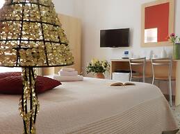 Actinia Accomodation