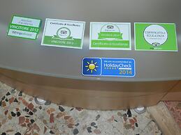 Actinia Accomodation