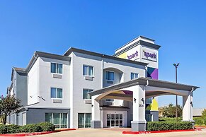 Spark by Hilton Pearland