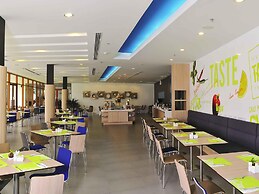 ibis Phuket Kata