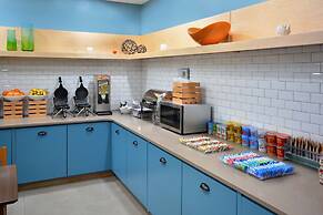 Country Inn & Suites by Radisson, Asheville West near Biltmore