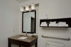 Country Inn & Suites by Radisson, Asheville West near Biltmore