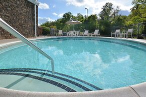 Country Inn & Suites by Radisson, Asheville West near Biltmore