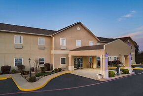 Days Inn & Suites by Wyndham Cabot