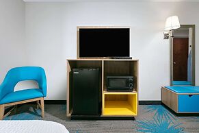 Days Inn & Suites by Wyndham Cabot