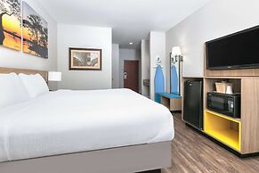 Days Inn & Suites by Wyndham Cabot