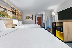 Days Inn & Suites by Wyndham Cabot