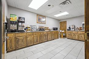 Crossroads Hotel at Huron Event Center