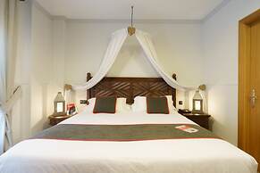 Hotel Boutique Reina Mora