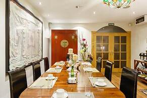 Hotel Boutique Reina Mora