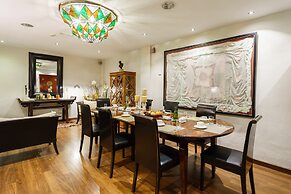 Hotel Boutique Reina Mora