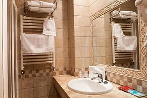 Hotel Boutique Reina Mora