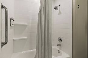 Holiday Inn Express Hotel & Suites Okmulgee by IHG