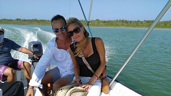 Paradise Cove at Lemon Bay